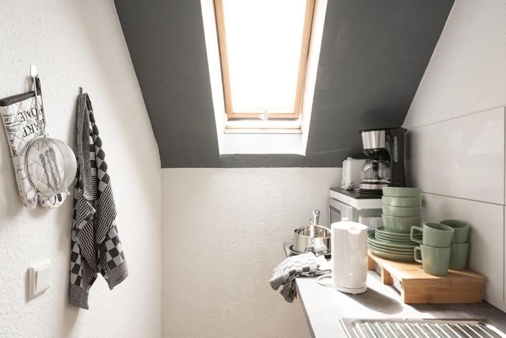 - Nice New York Apartment In The Heart Of Duisburg - Betten & Sofa - 5 Mins Central Station Hbf - Big Tv & Wifi - 外观 照片
